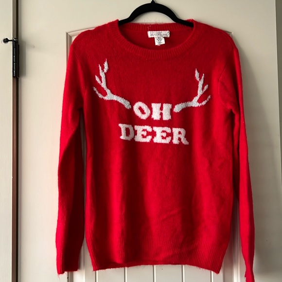 H&M Oh Deer Sweater - Picture 1 of 4
